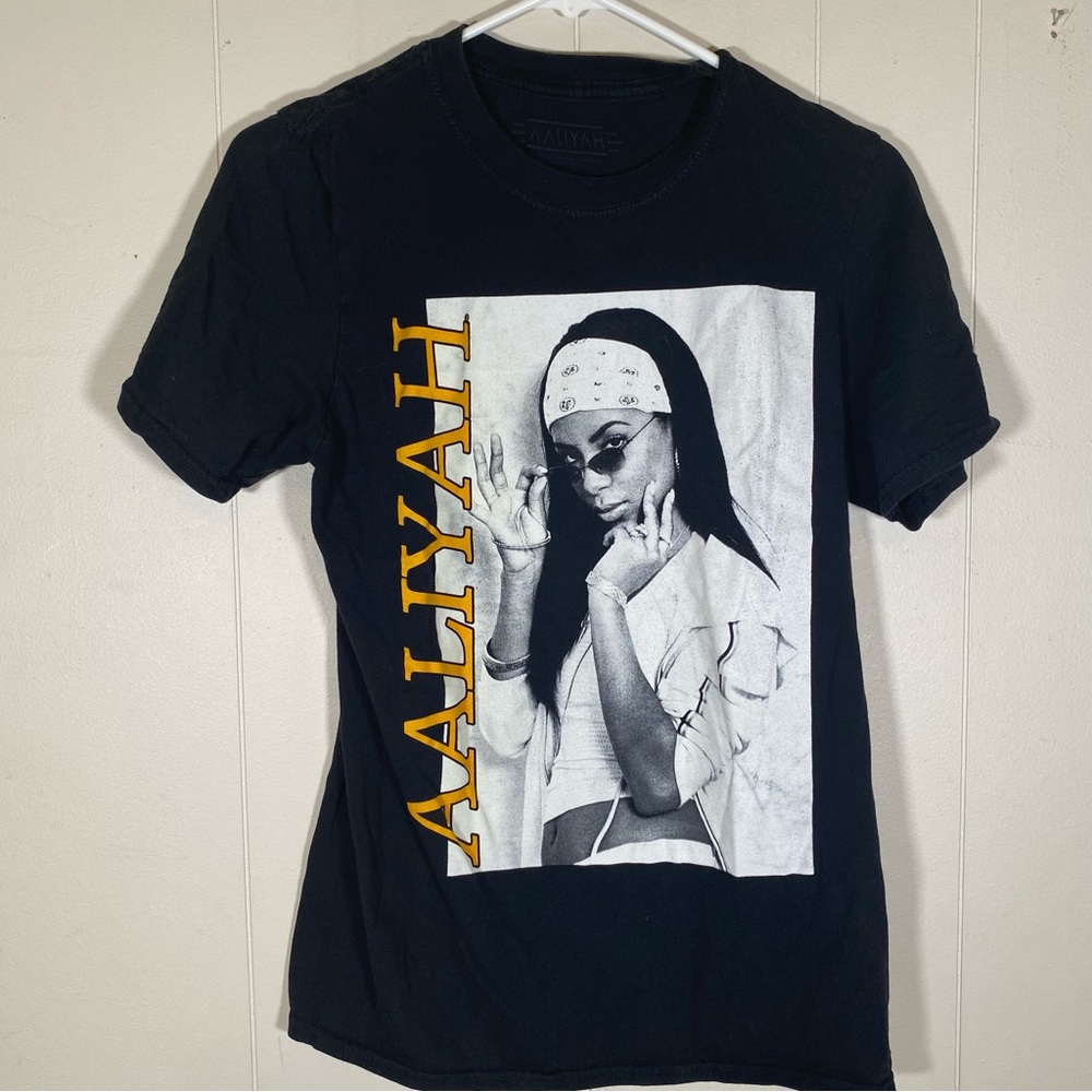 Aaliyah band men’s size small unisex